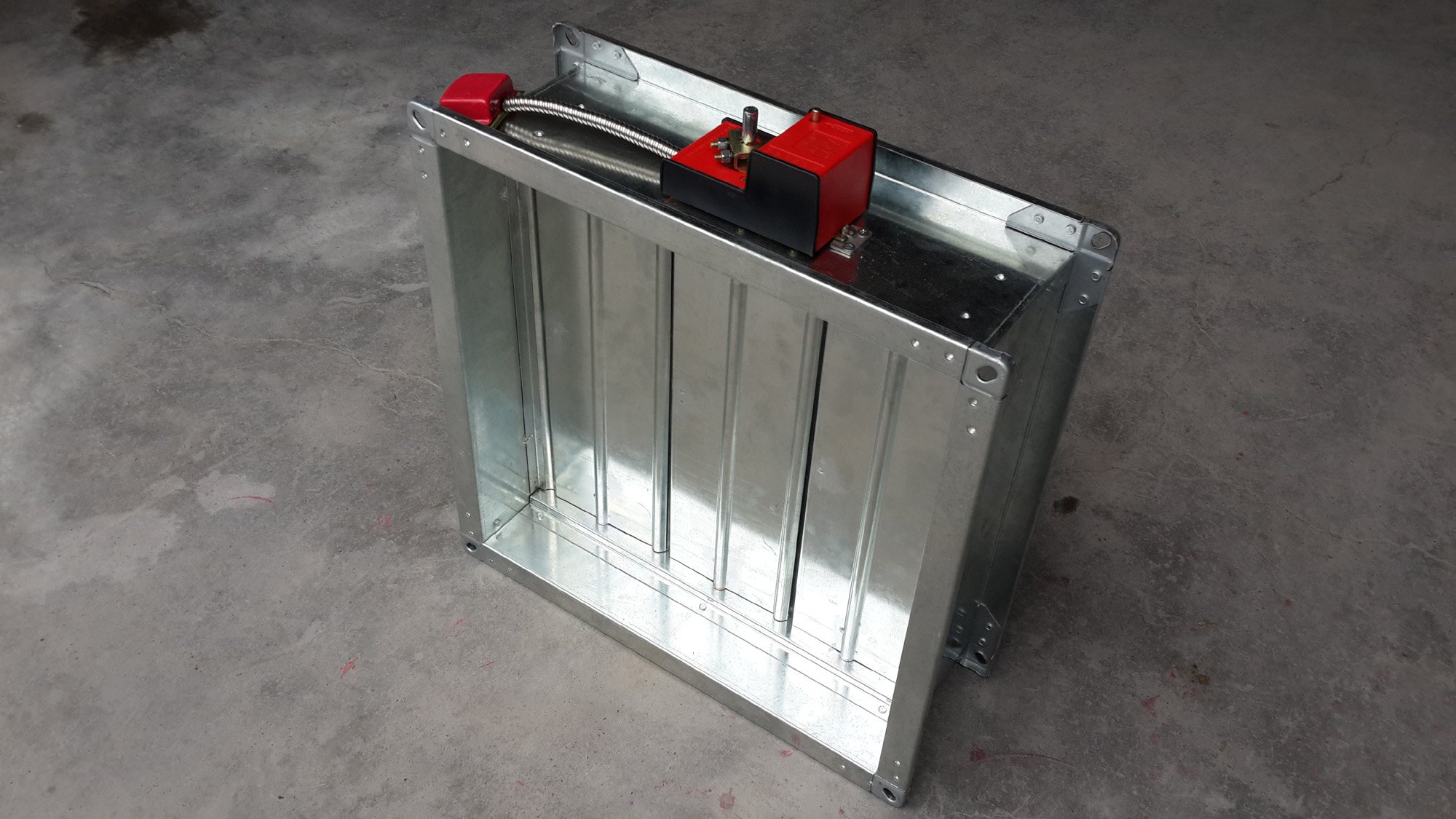 供應(yīng)電動對開多葉調(diào)節(jié)閥電動風量調(diào)節(jié)閥