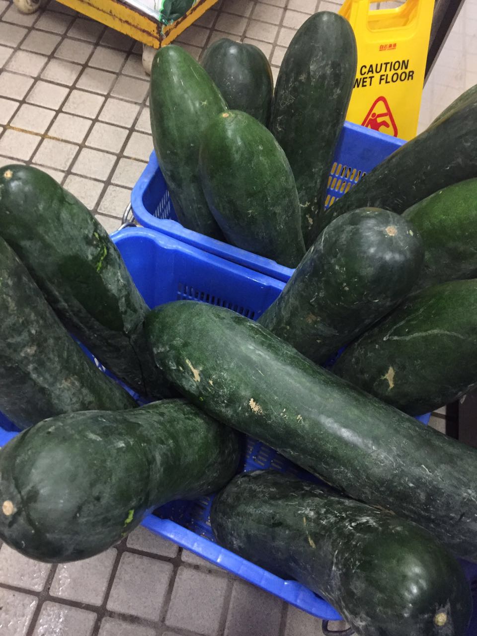 番禺蔬菜配送公司、番禺區(qū)送菜公司，從農(nóng)田到餐桌新鮮蔬菜有保障