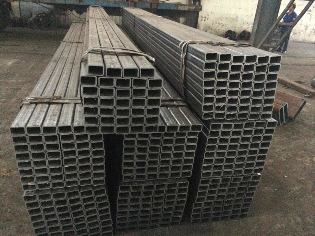 供應(yīng)安徽大型場(chǎng)館*方矩管  各種規(guī)格有售