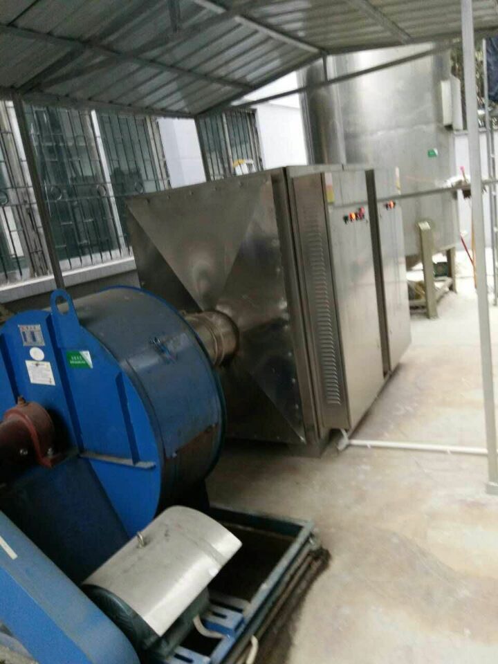 東莞光觸媒凈化設(shè)備 uv光解廢氣凈化設(shè)備 東莞UV*光解凈化器