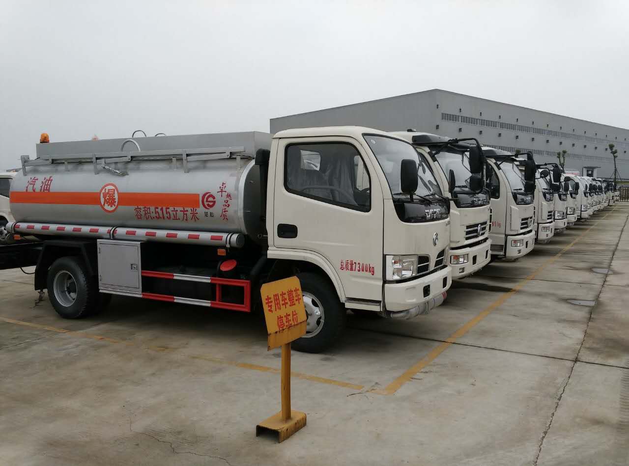 專營工地不上戶油罐車廠家價(jià)格從優(yōu)