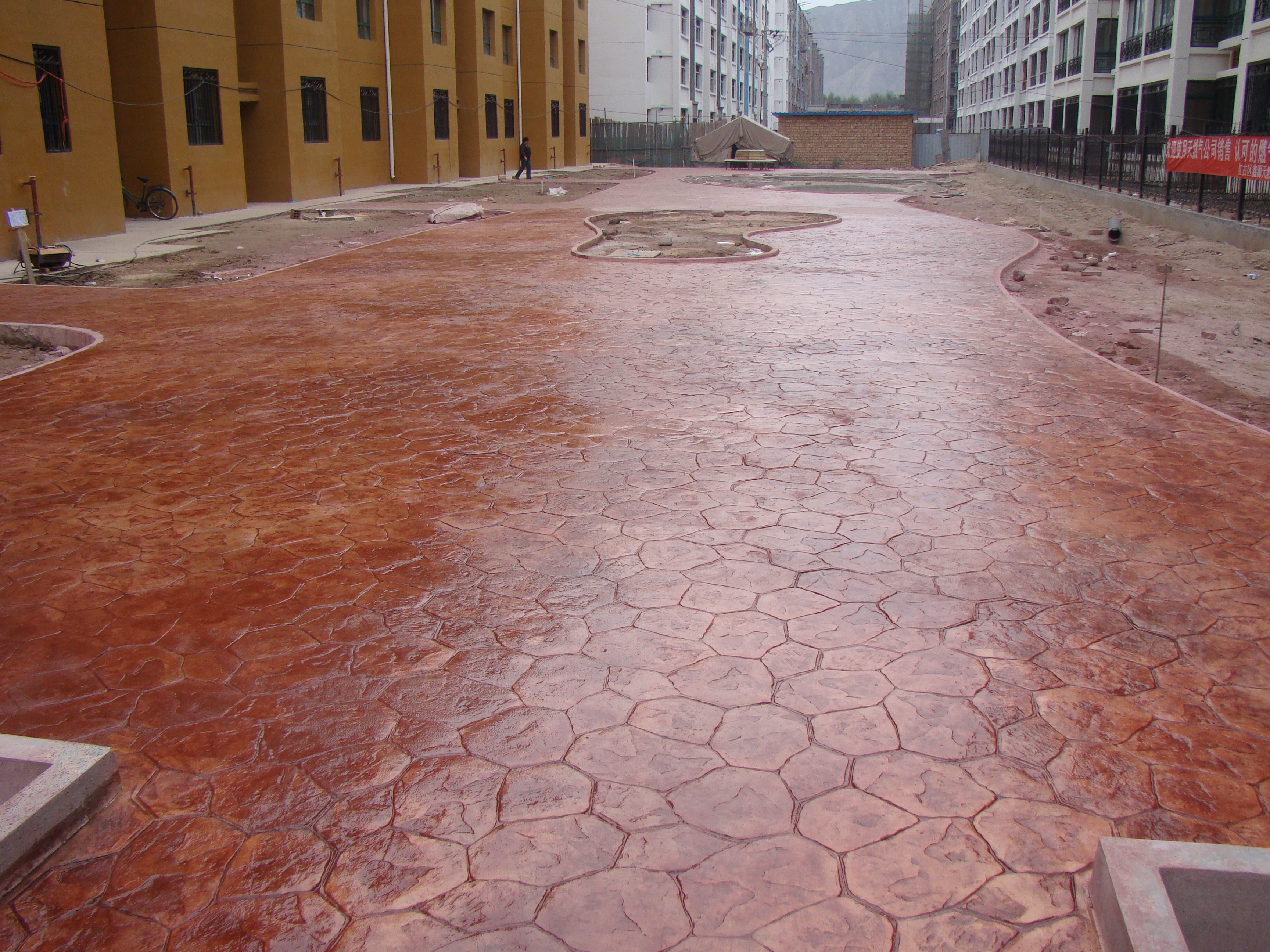 廠家直銷公園路仿石地面材料施工 仿石地面，特價*