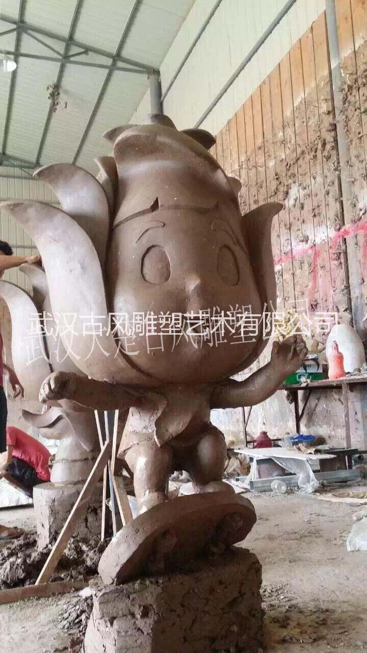 武漢雕塑公司，校園玻璃鋼雕塑，校園彩繪雕塑，卡通玻璃鋼雕塑
