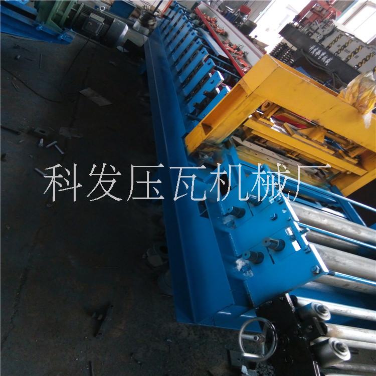 廠家直銷 鐵鋁兩用大型汽車擋泥板成型設(shè)備 油罐車擋泥板設(shè)備 鋁板擋泥板設(shè)備 汽車擋泥板設(shè)備