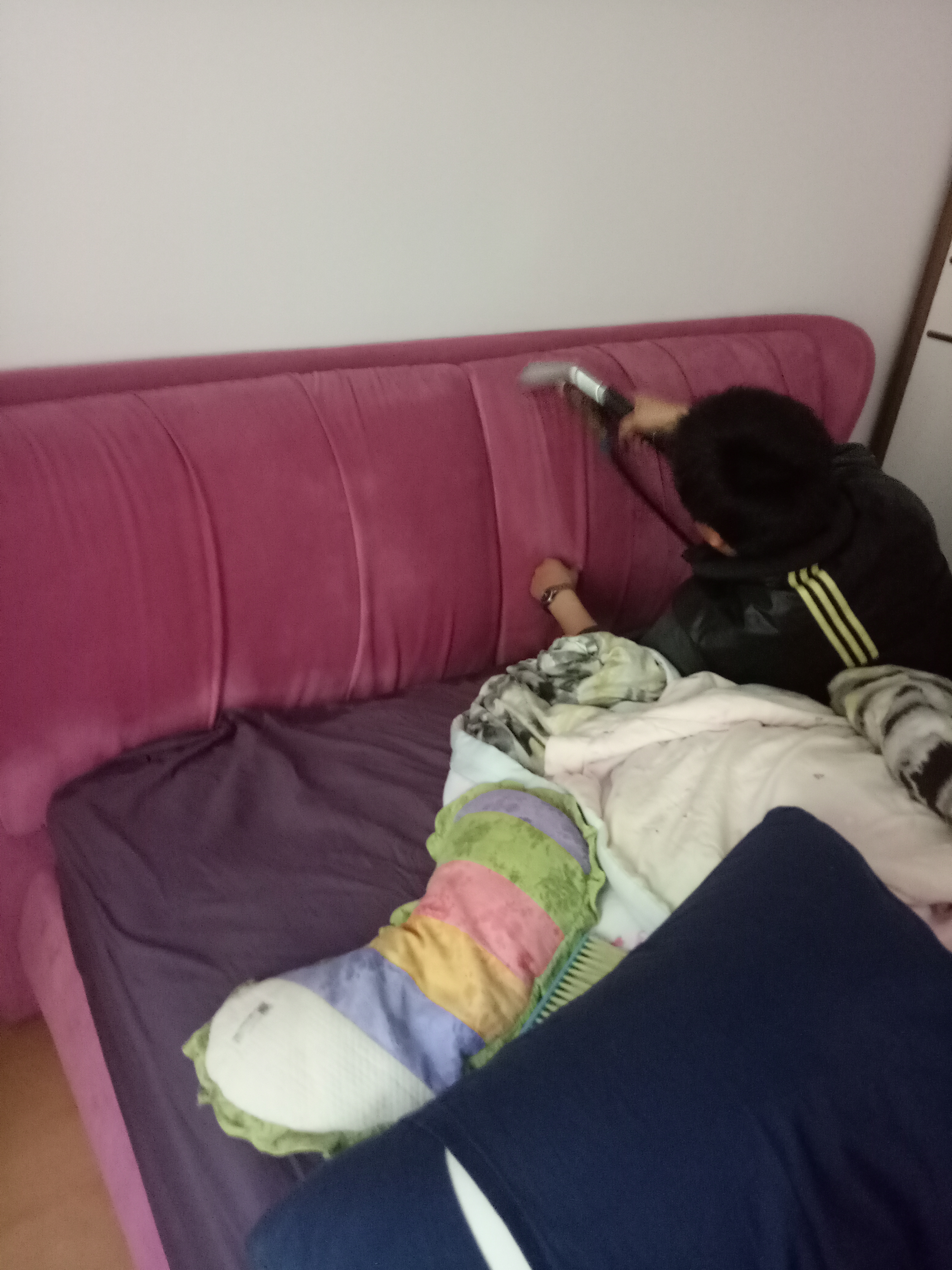 青島市南區(qū)專業(yè)清洗床墊 青島清洗床墊多少錢 青島床墊清洗價格