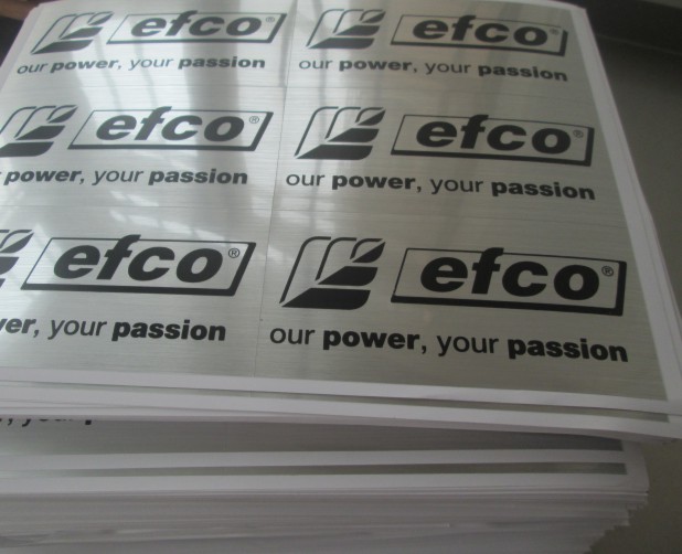 供應(yīng)青島拉絲金 拉絲銀標(biāo)簽 供應(yīng)青島拉絲標(biāo)簽價(jià)格