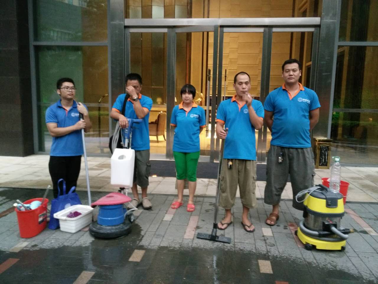 東莞家庭保潔 東莞家庭保潔服務聯(lián)系電話 東莞家庭保潔哪家好