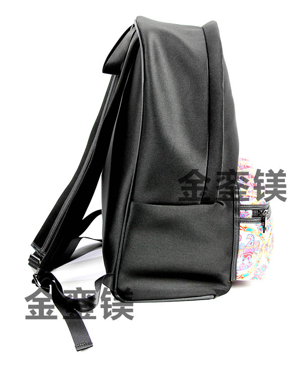 東莞金鑾鎂書包生產(chǎn)批發(fā)廠家