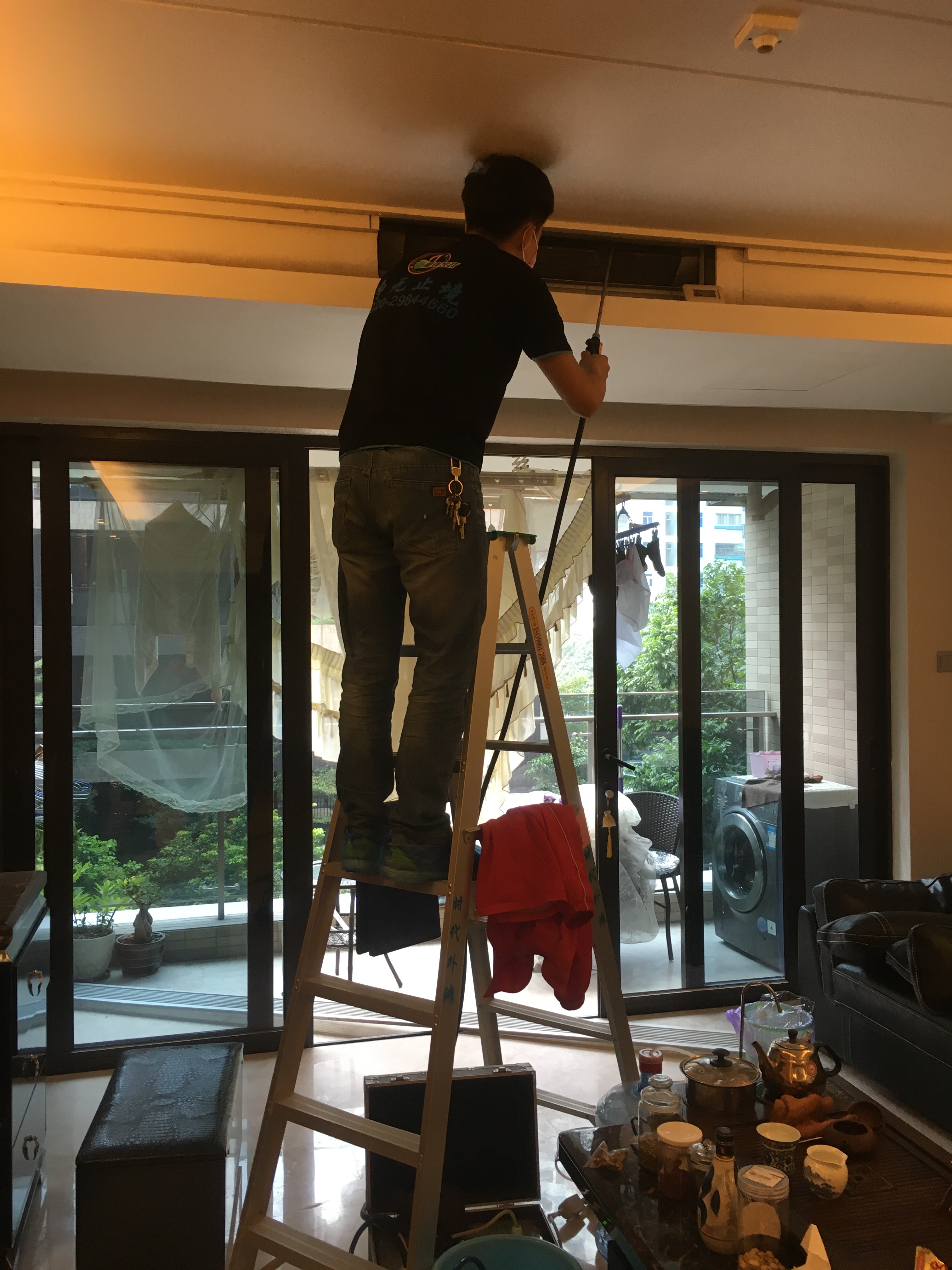 空調(diào)油煙機(jī)清洗保養(yǎng)