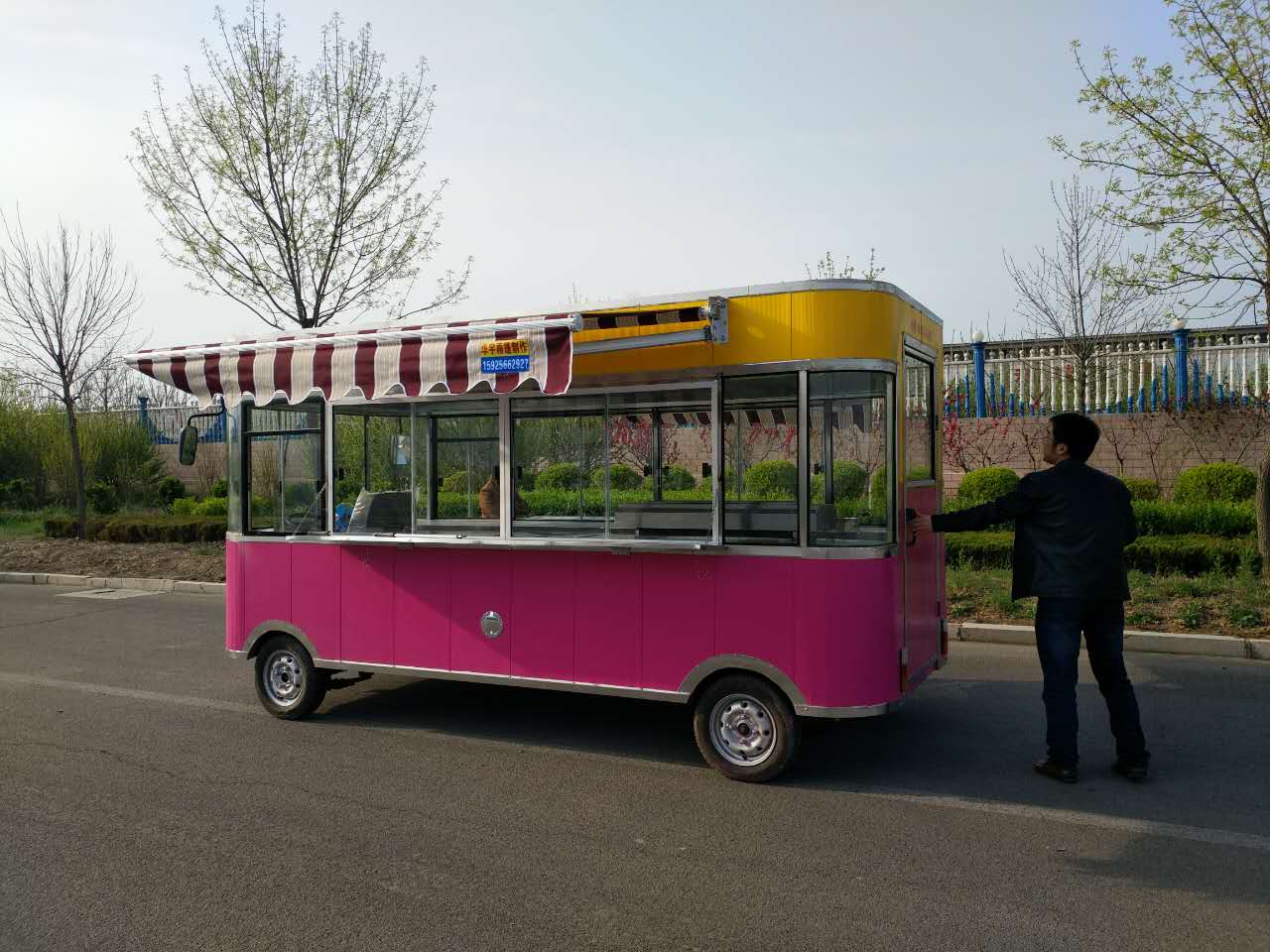 創(chuàng)業(yè)設(shè)備移動(dòng)餐車價(jià)格@天津移動(dòng)餐車廠家直銷@天津移動(dòng)餐車價(jià)格