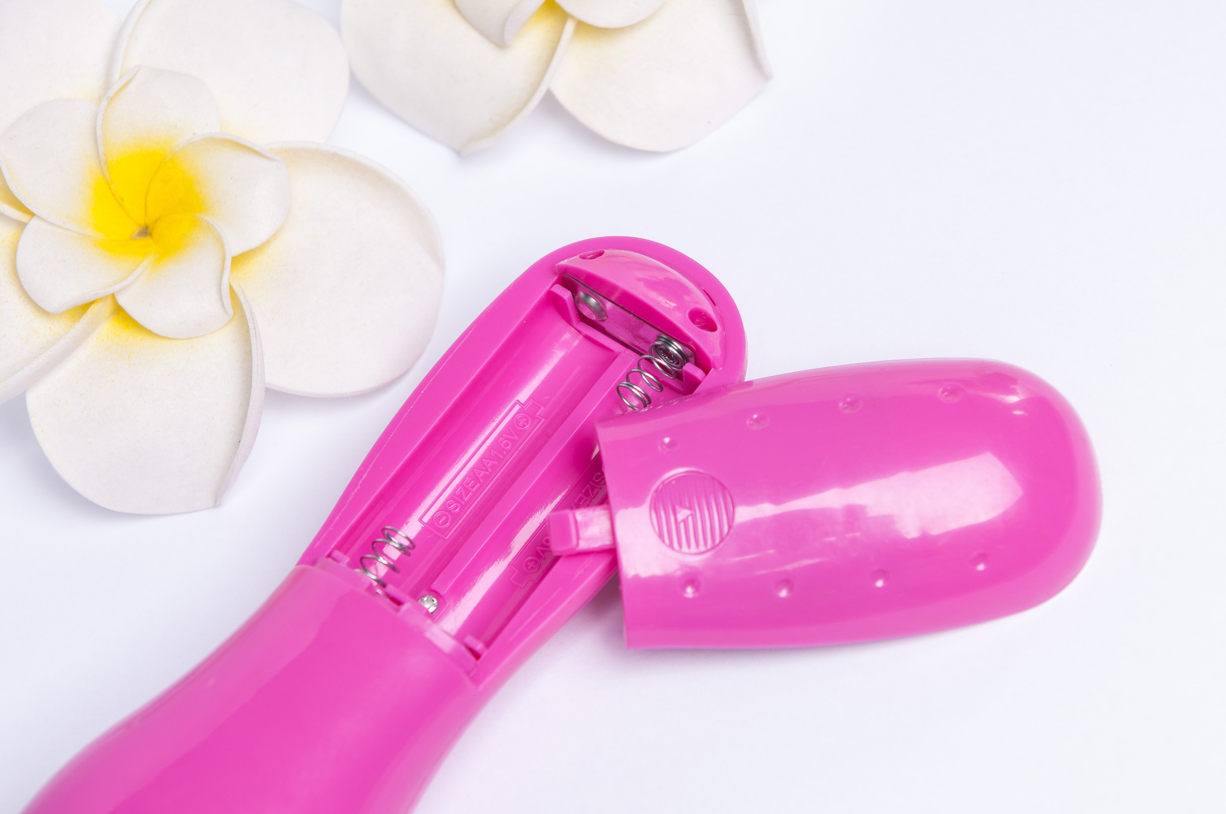 新款迷你按摩器 點穴震動按摩器 創(chuàng)意按摩器震動按摩棒廠家直銷