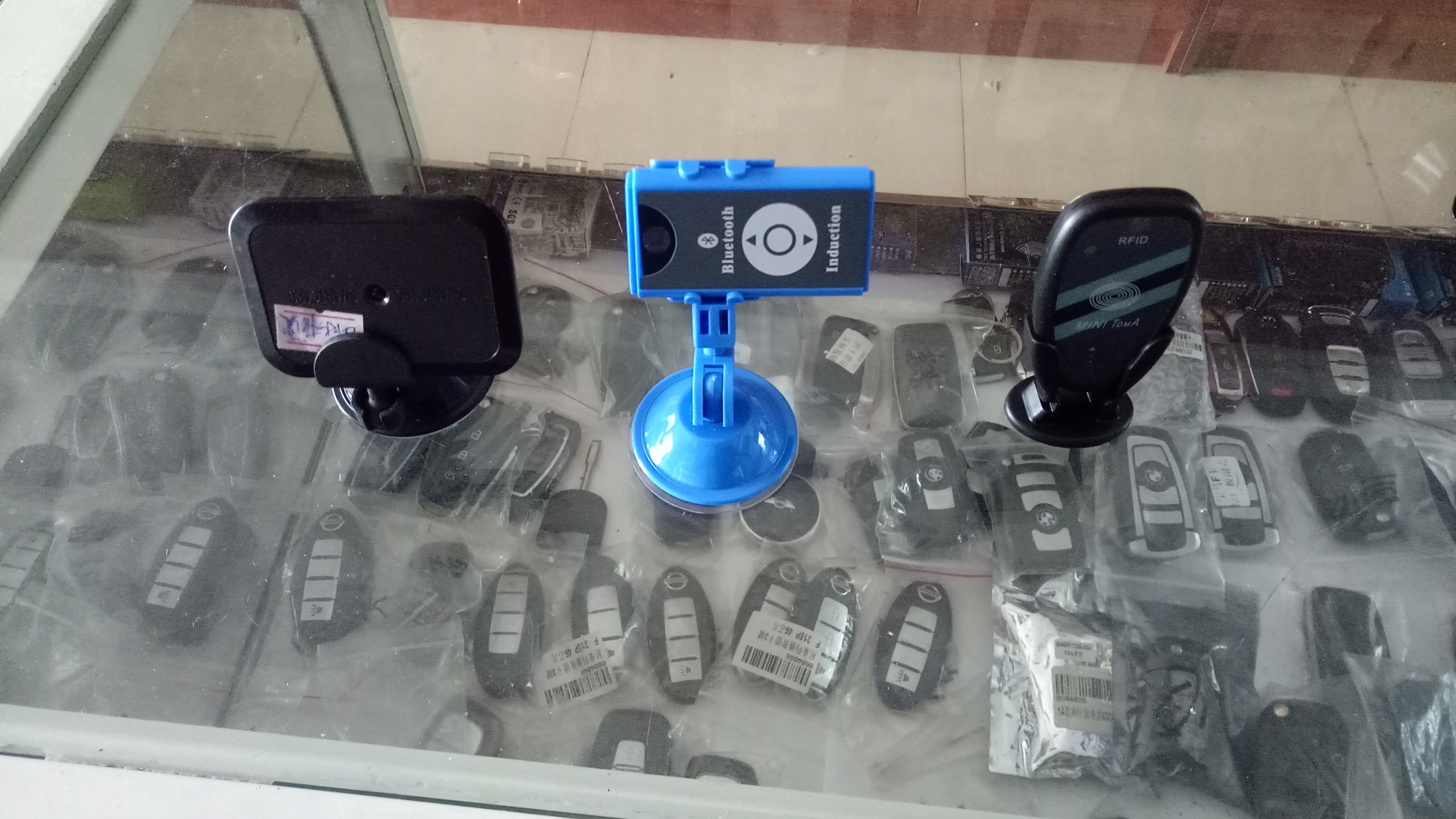 配藍牙卡 配藍牙卡，小區(qū)汽車進出門卡 配藍牙卡3333131