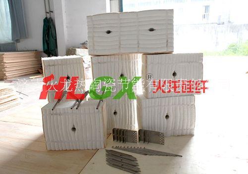 工業(yè)窯爐、加熱裝置內(nèi)襯用濟(jì)南火龍?zhí)沾衫w維模塊