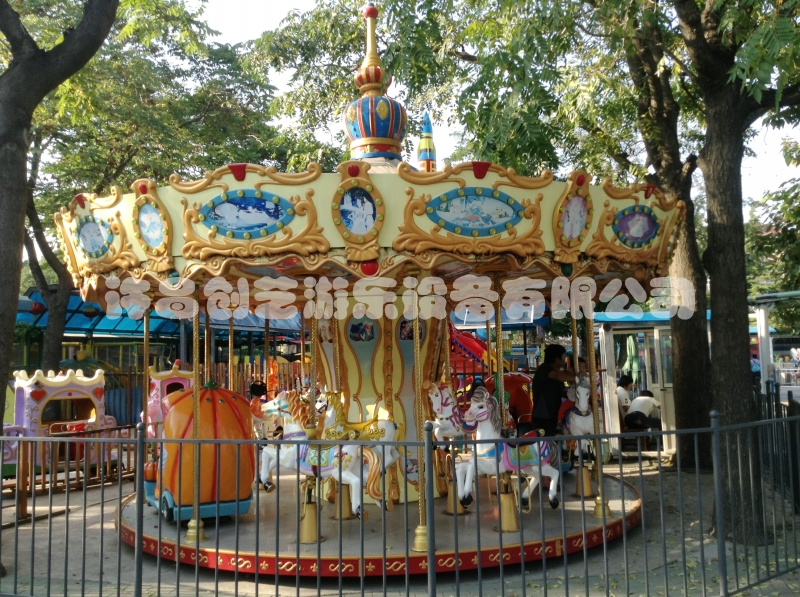 2017新豪華轉(zhuǎn)馬 轉(zhuǎn)馬生產(chǎn)廠家 旋轉(zhuǎn)木馬 旋轉(zhuǎn)木馬價(jià)格