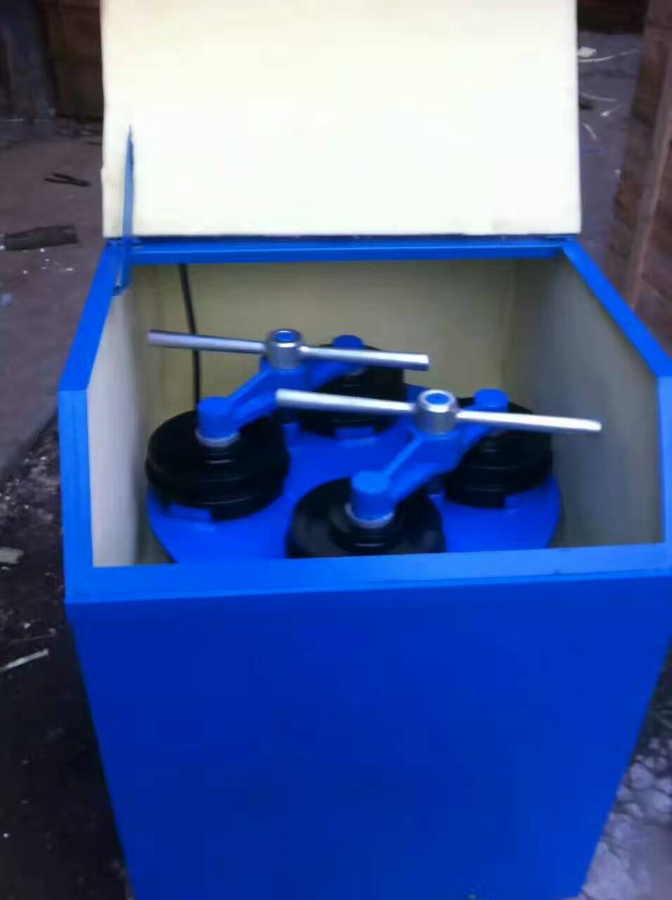 多款密封式化驗(yàn)制樣破碎機(jī)（圖）聯(lián)眾 差*出售 一件不留