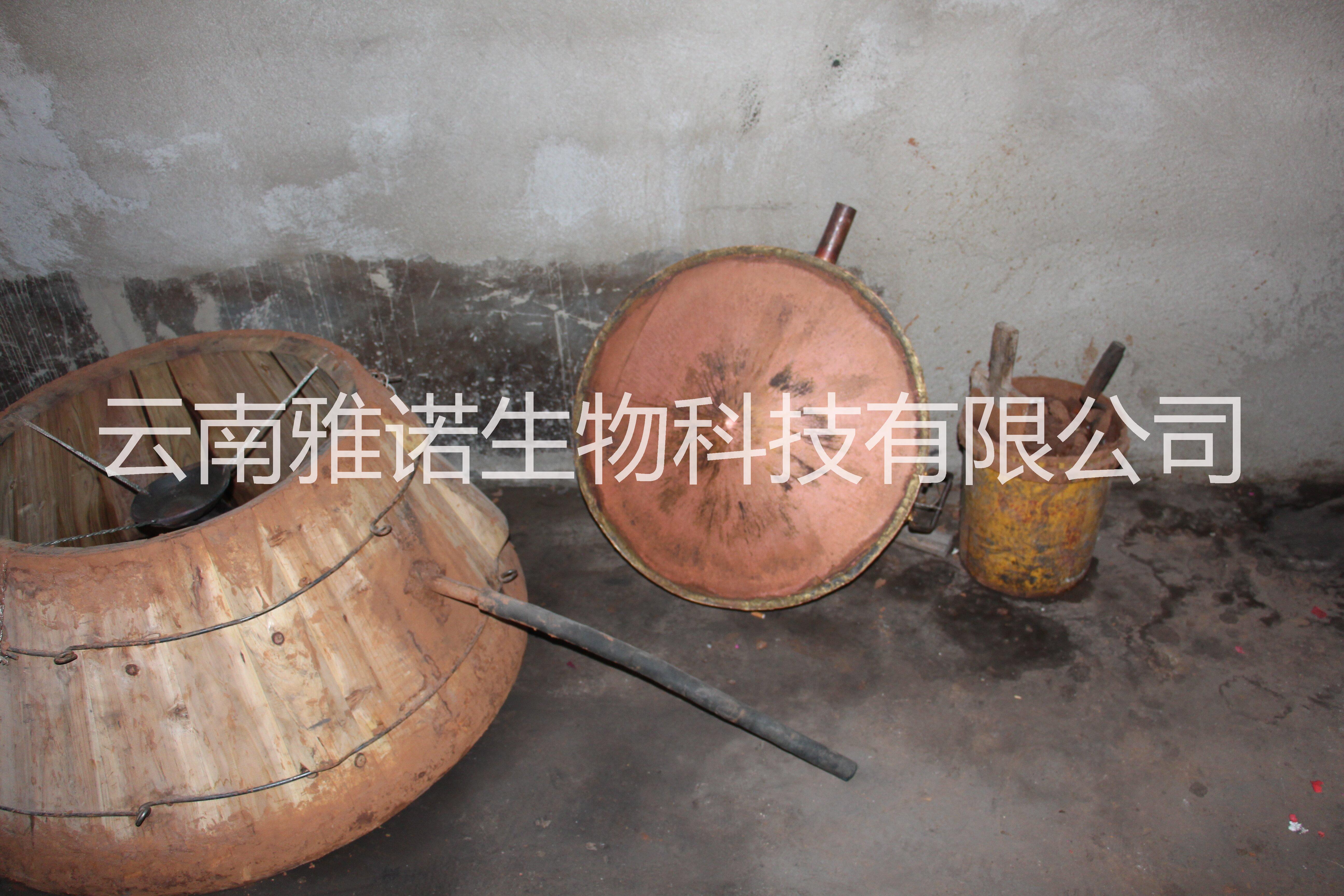 純糧食包谷酒小鍋酒銅鍋酒小分子酒傳統(tǒng)工藝地缸發(fā)酵銅鍋蒸餾