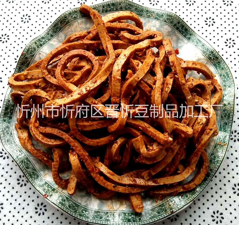 麻辣條，油絲，麻辣干，辣片 麻辣條，油絲，麻辣干，黑辣條