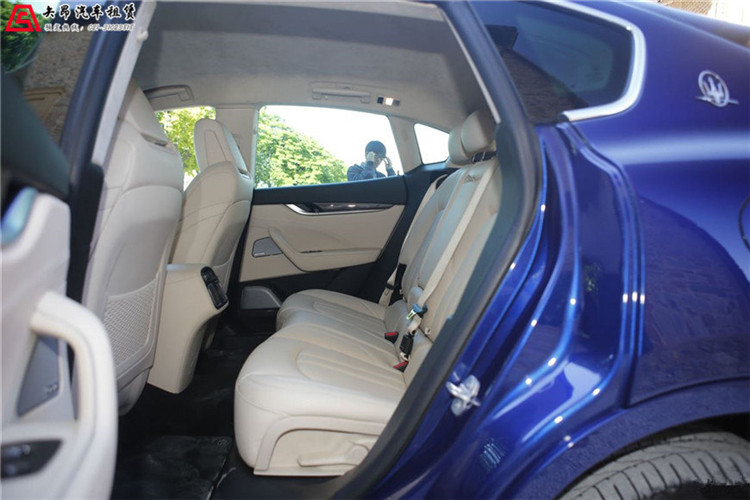 瑪莎拉蒂SUV婚車瑪莎拉蒂SUV婚車租賃,租瑪莎拉蒂Levante,劇組租車,拍戲租Levante租賃,租瑪莎拉 瑪莎