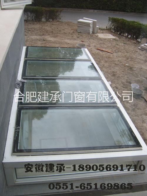 六安電動采光罩工程安裝 六安一字型排煙天窗價格 安徽排煙天窗廠家