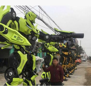 特殊定制景區(qū)街道百變機(jī)器汽車人金屬定制擺件主題車模型道具攝影
