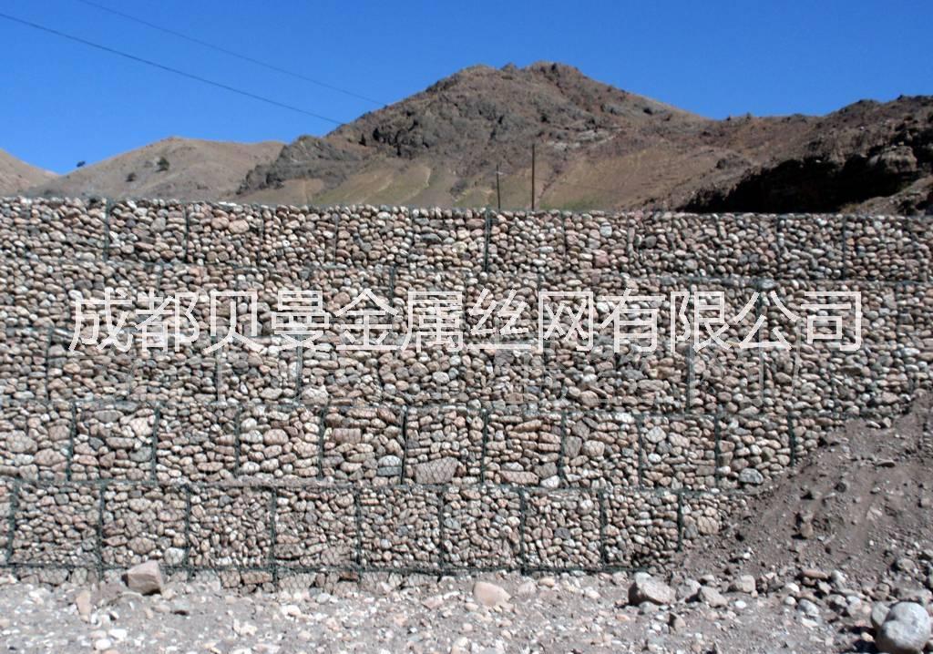 四川鍍鋅石籠網(wǎng)，河道石籠網(wǎng)，格賓網(wǎng)箱 鍍鋅石籠網(wǎng)箱，河道石籠網(wǎng)