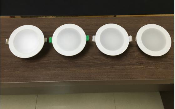 精密塑膠模具 塑膠機模具 電子產(chǎn)品的塑膠模具 精密塑膠模具價格 精密塑膠模具定制
