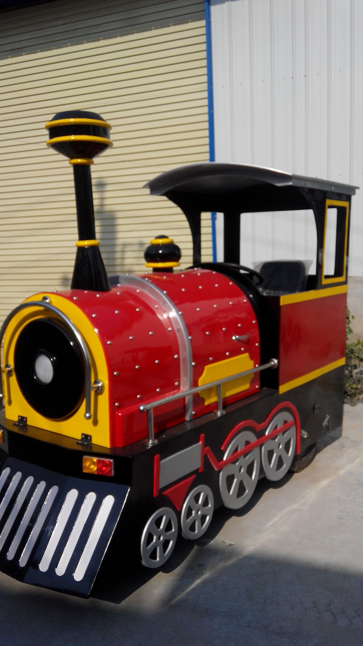 商場(chǎng)電動(dòng)無軌道托馬斯小火車 商場(chǎng)電動(dòng)無軌道托馬斯小火車載客