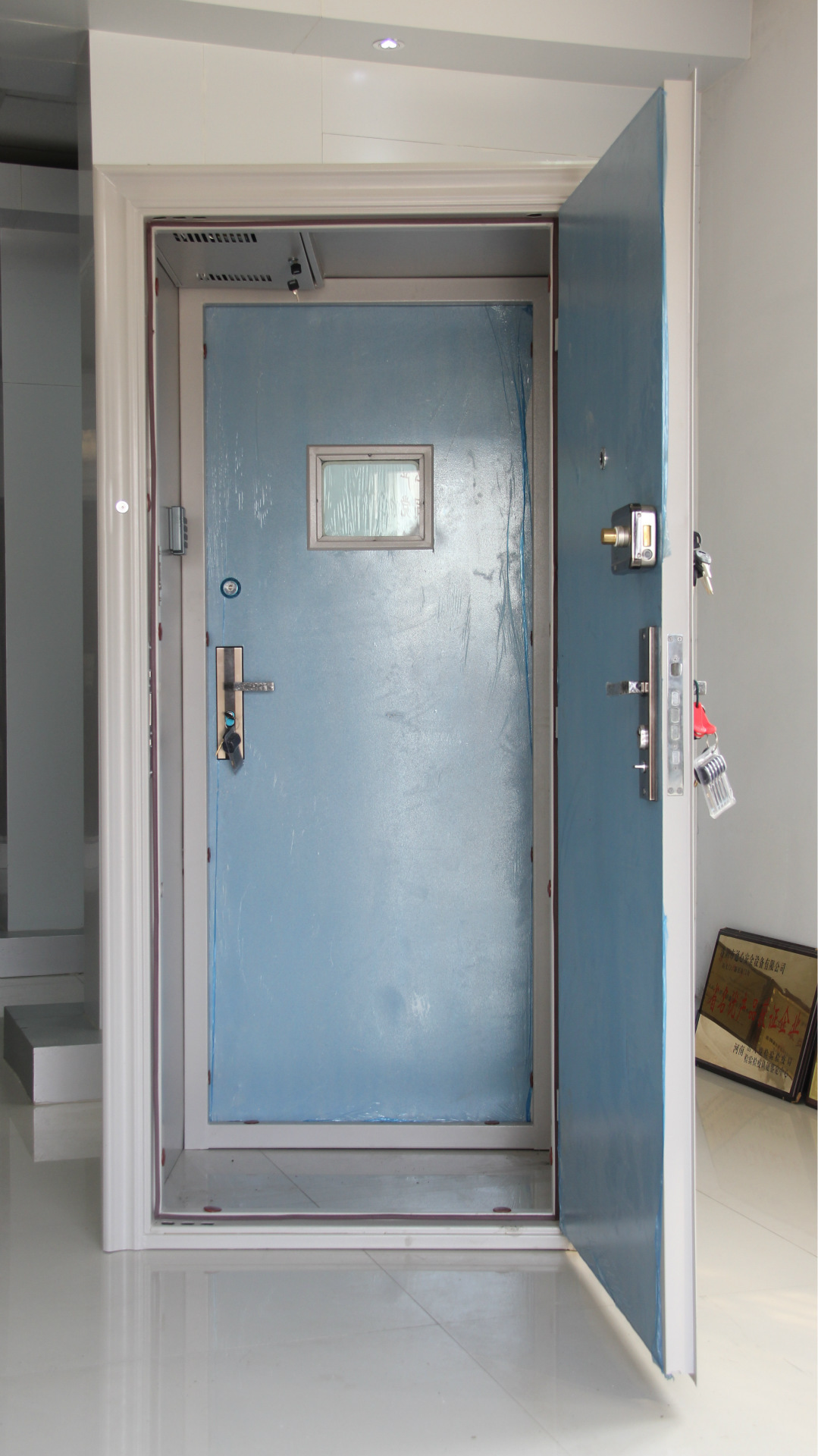 煙臺銀行防尾隨門聯(lián)動門