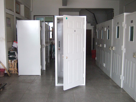 煙臺銀行防尾隨門聯(lián)動門