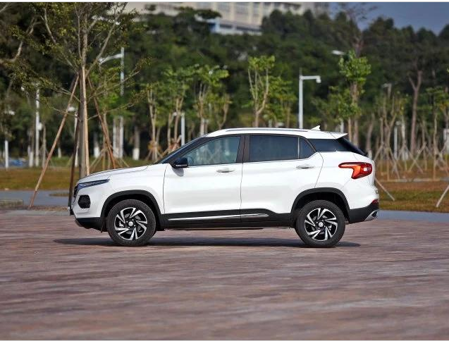 長白山旅游自助游包車、長白山旅游散客包車 長白山一日游拼車、長白山旅游散客 長白山旅游包車服務(wù)、長白山旅游送