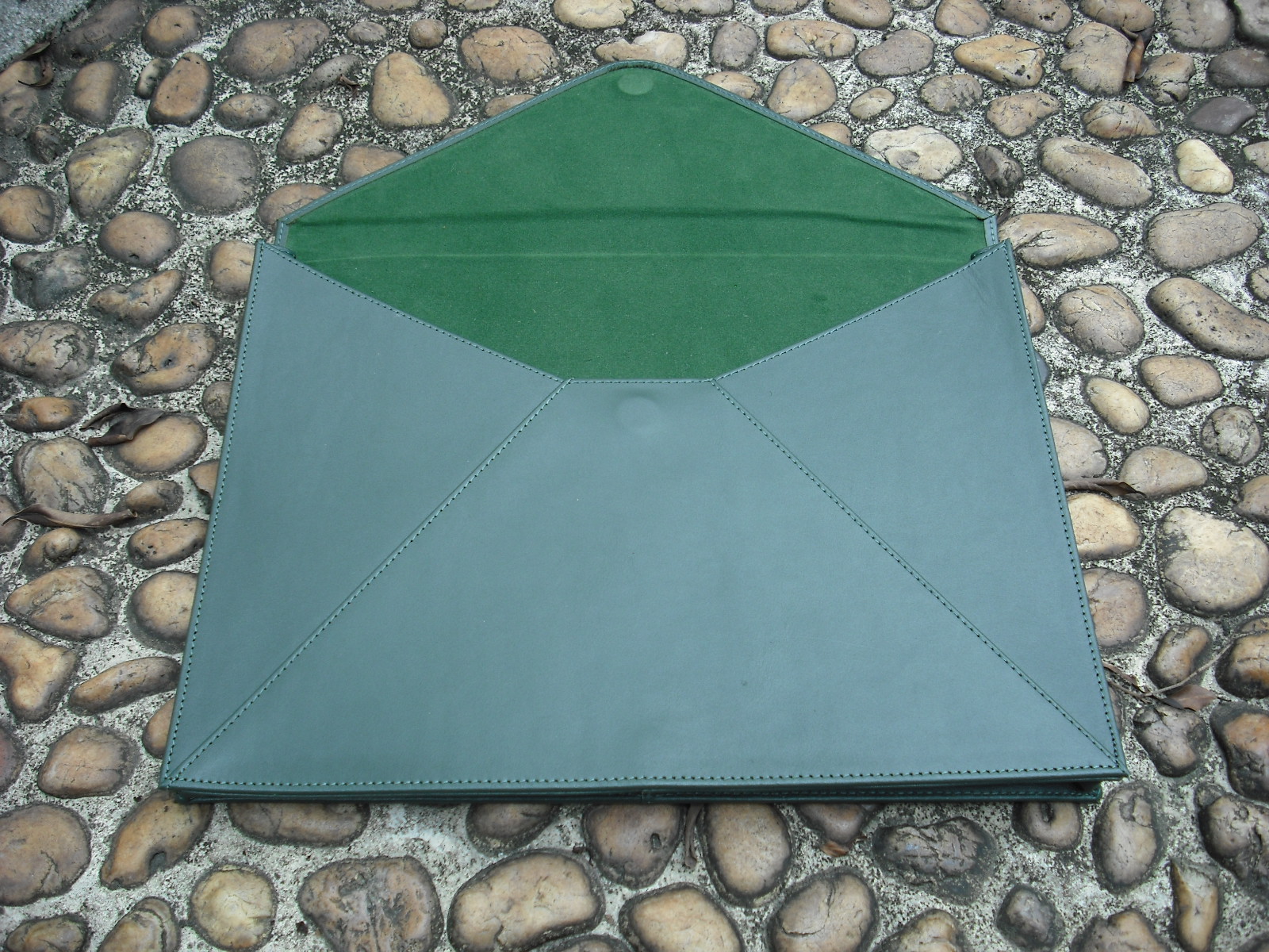 頭層皮信封文件夾定制LOGO廠家 唐風(fēng) 批量定做經(jīng)理合同簽約夾