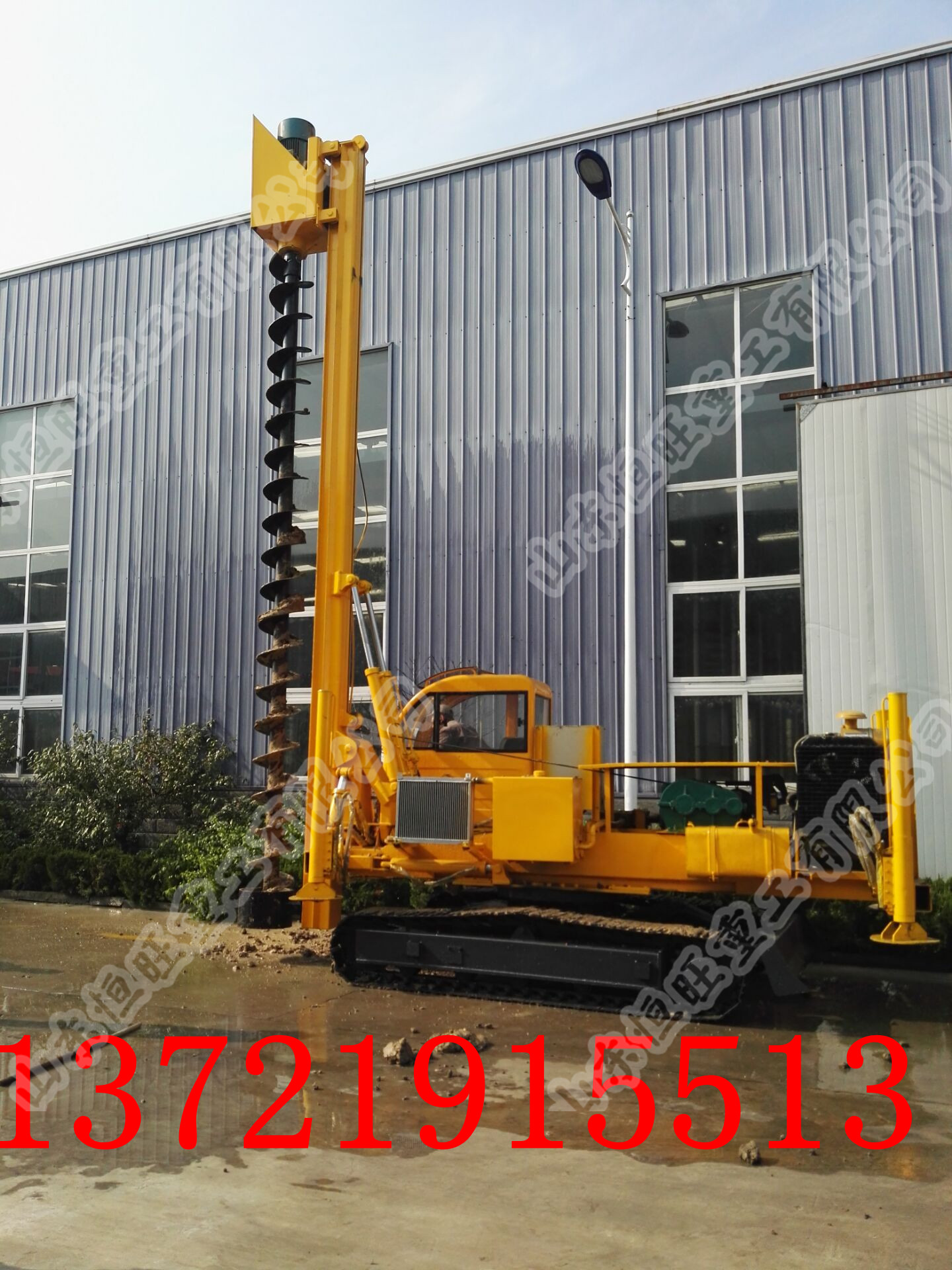 360度可旋轉(zhuǎn)液壓錘打樁機(jī)廠家直銷