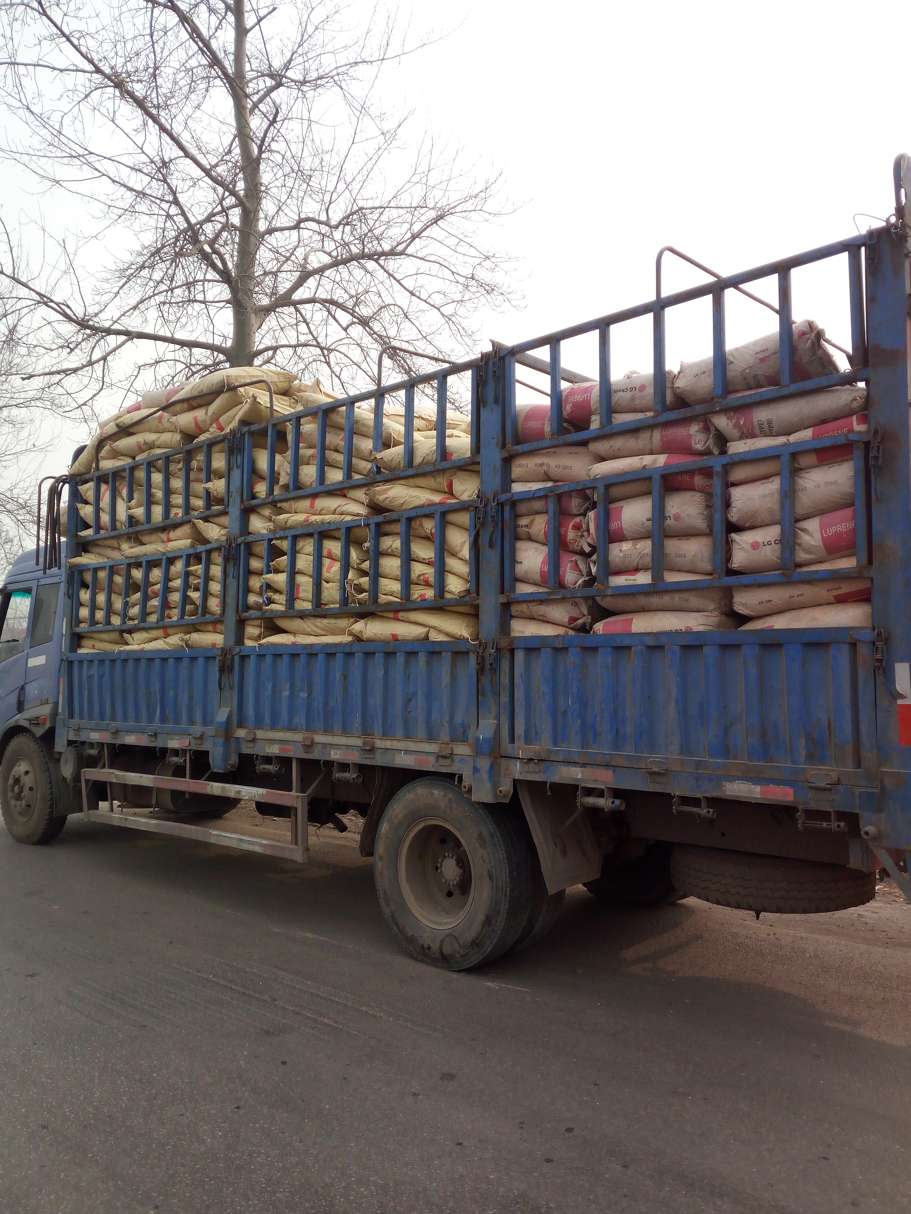 全國(guó)回收陶瓷助劑回收陶瓷化工原料 華盛公司大量*收購(gòu)陶瓷助劑