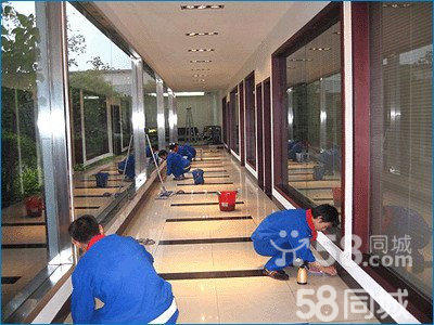 玻璃清洗 武昌玻璃清洗電話 漢陽玻璃清洗公司 漢口玻璃清洗服務(wù)