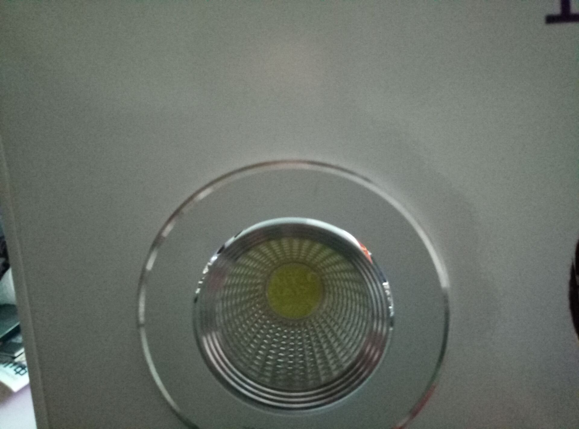 高亮筒燈  LED三色筒燈生產(chǎn)商 LED筒燈批發(fā) LED筒燈銷售