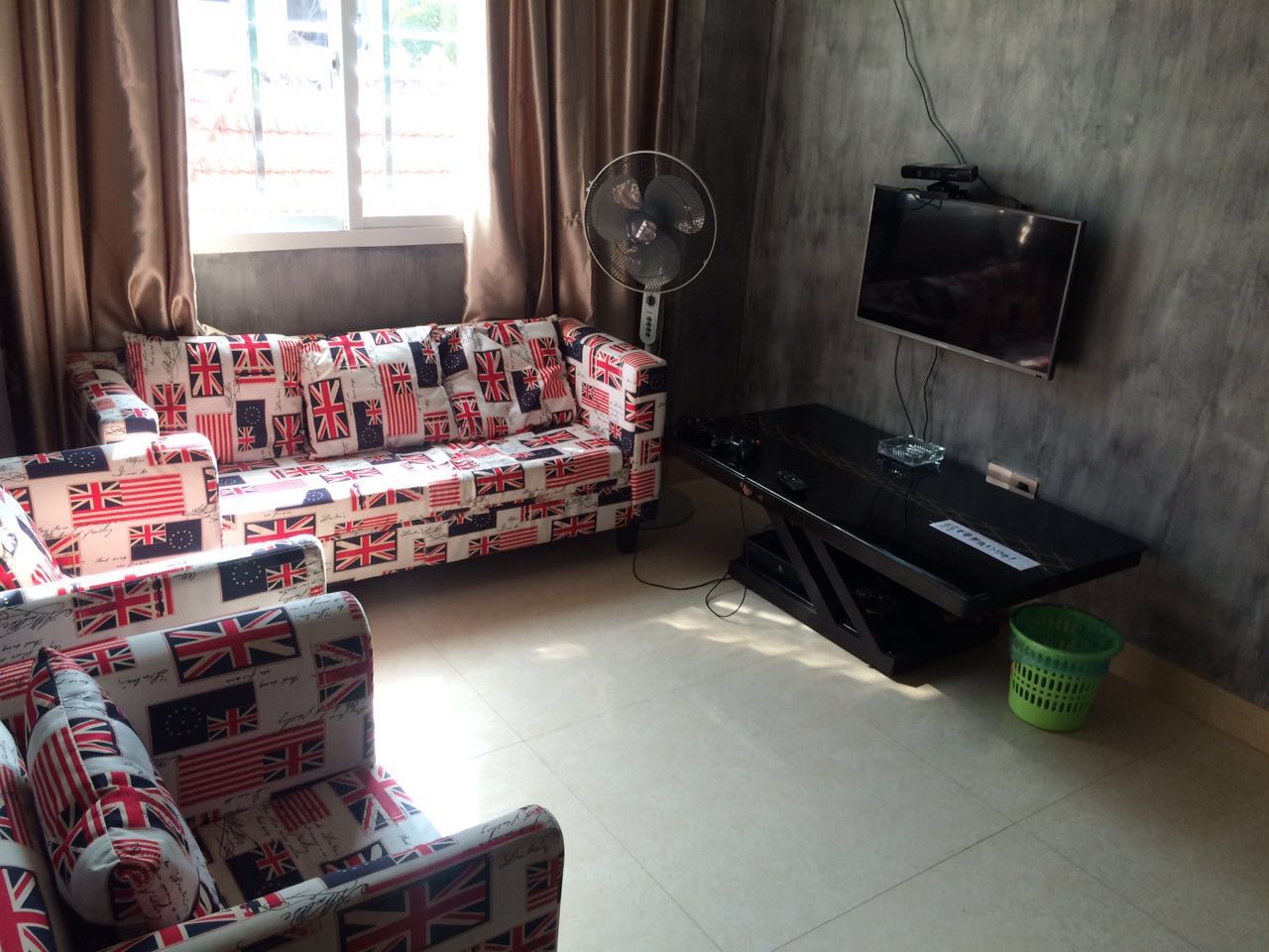 泉周末都會(huì)到這里來,想要靜靜的好去處,朋友聚會(huì)的好