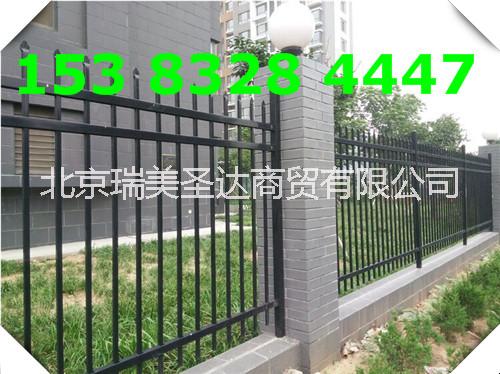 小區(qū)鋅鋼圍欄廠家直銷批發(fā)各種規(guī)格
