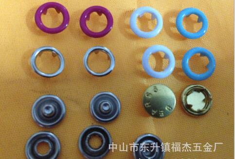金屬輔料紐扣廠家直銷(xiāo)噴漆五爪扣 環(huán)?？啥ㄗ?金屬五爪扣