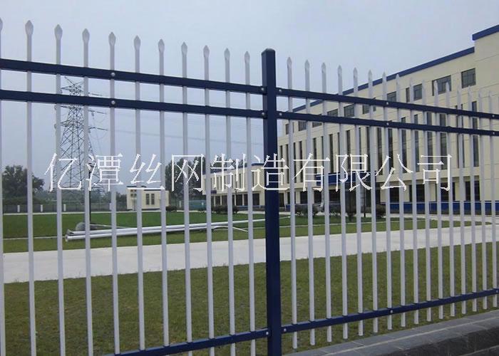 三橫杠鋅鋼鐵藝護欄直銷 三橫杠鋅鋼鐵藝護欄廠家   三橫杠鋅鋼鐵藝護欄價格