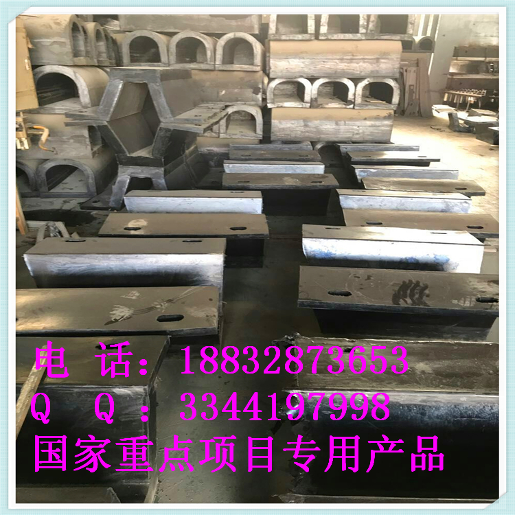 江蘇省蘇州市廠家供應橡膠護舷 D型護舷 碼頭護舷 船用護舷真正的生產廠家