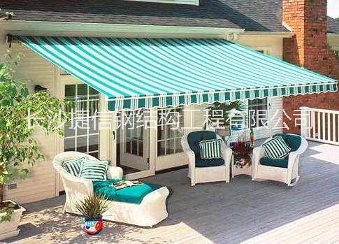 長沙伸縮雨棚篷多少一平方 長沙電動伸縮遮陽篷批發(fā) 伸縮式遮陽篷廠