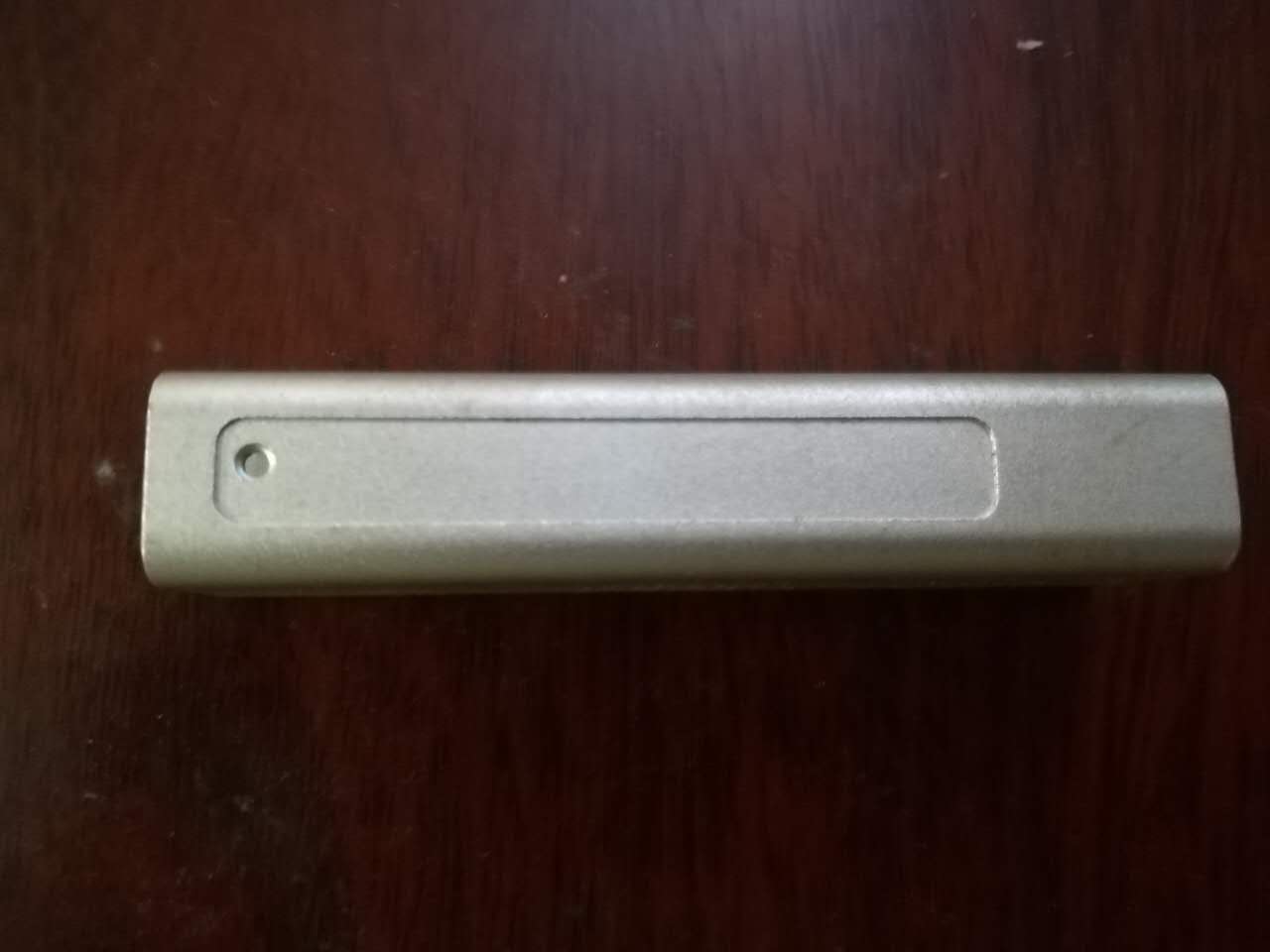 充電寶外殼
