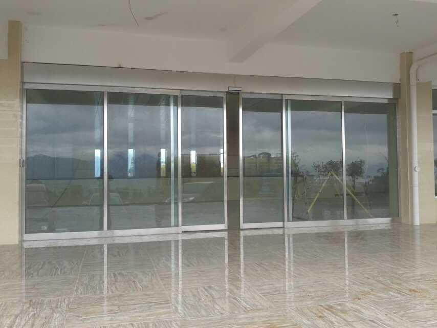 揚州西奧多瑪自動門、自動旋轉(zhuǎn)門、自動感應(yīng)門、多瑪自動門、水晶旋轉(zhuǎn)門