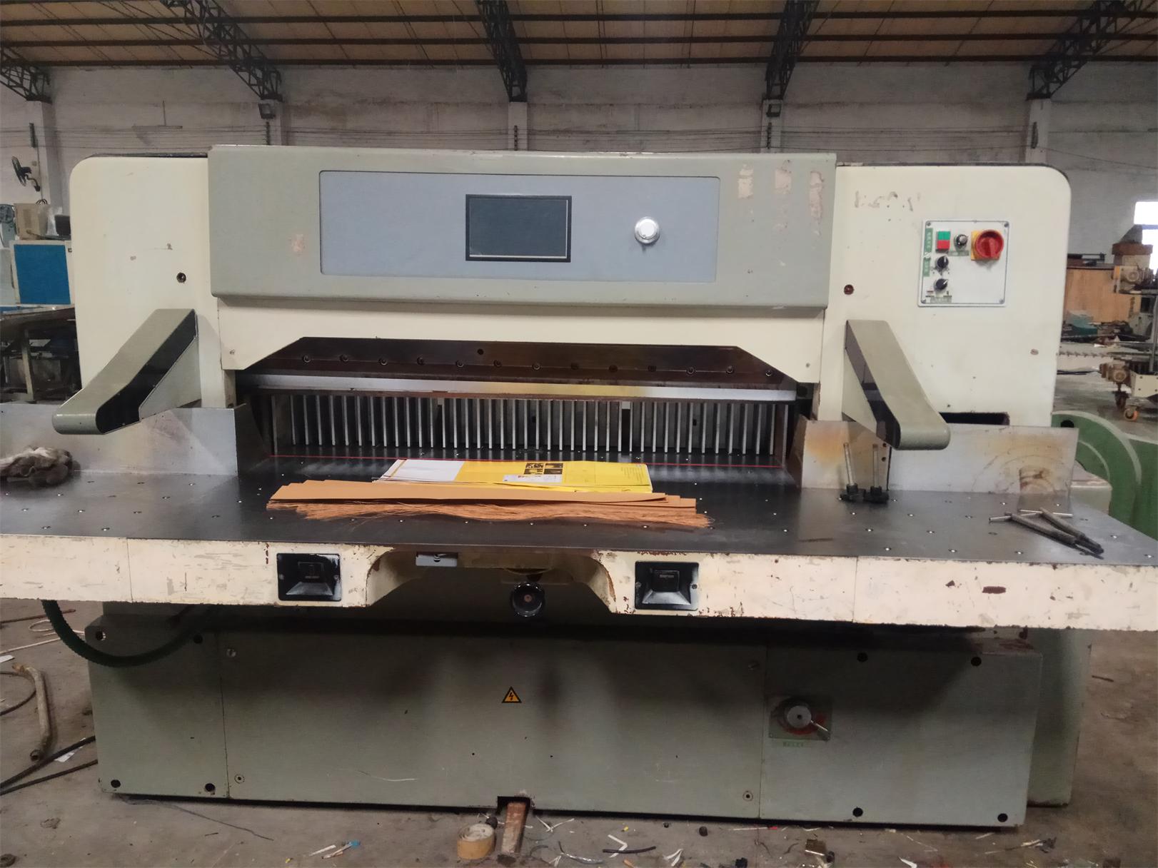 二手上海申威達(dá)1370電腦切紙機