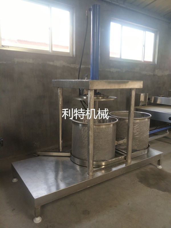 供應(yīng)醬菜加工生產(chǎn)線、醬菜生產(chǎn)設(shè)備、醬菜全套加工設(shè)備、醬菜壓榨機