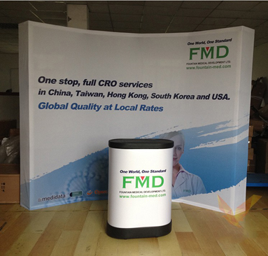 布拉網(wǎng)展架弧形魔術(shù)貼鋁合金背景墻