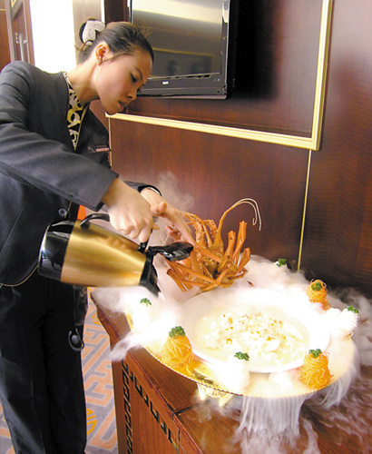 長(zhǎng)沙干冰、干冰多少錢(qián)一斤、哪里有餐飲干冰賣、餐飲專/用干冰