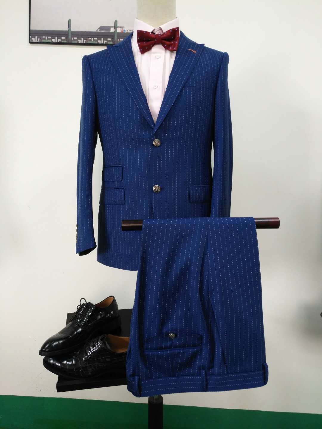 裕暉鴻量身定制*西裝男