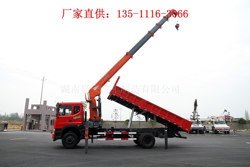 昊天8噸吊機(jī)價格大運(yùn)153隨車吊特價沖量DYQ5160JSQ風(fēng)弛全浮隨車吊報價