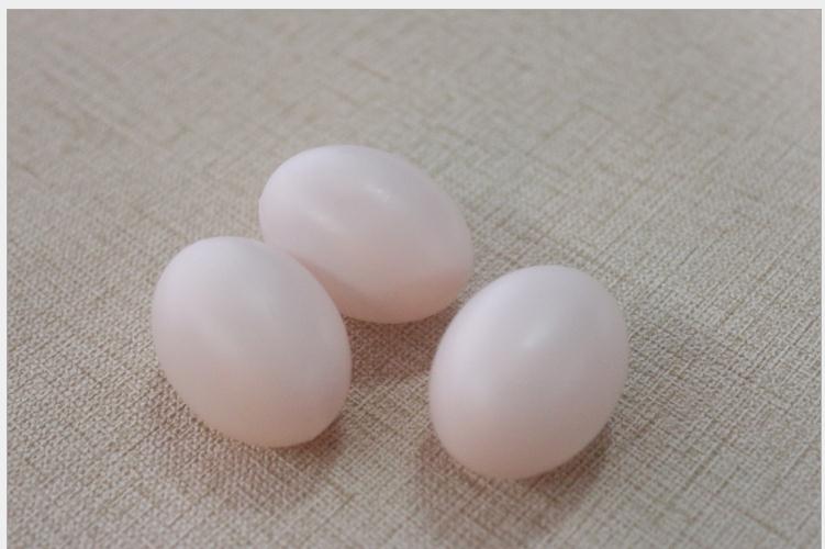 廠家大量供應(yīng)鴿籠，雞籠養(yǎng)殖設(shè)備 全國(guó)優(yōu)質(zhì)養(yǎng)殖設(shè)備配件  白云鴿子假蛋批發(fā)